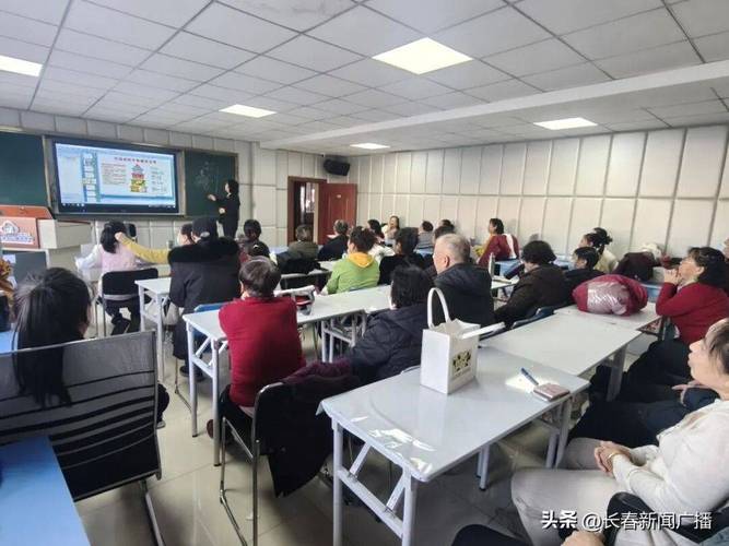 营养配餐进社区 健康服务暖民心——二道区荣光街道四通社区创新居民服务模式